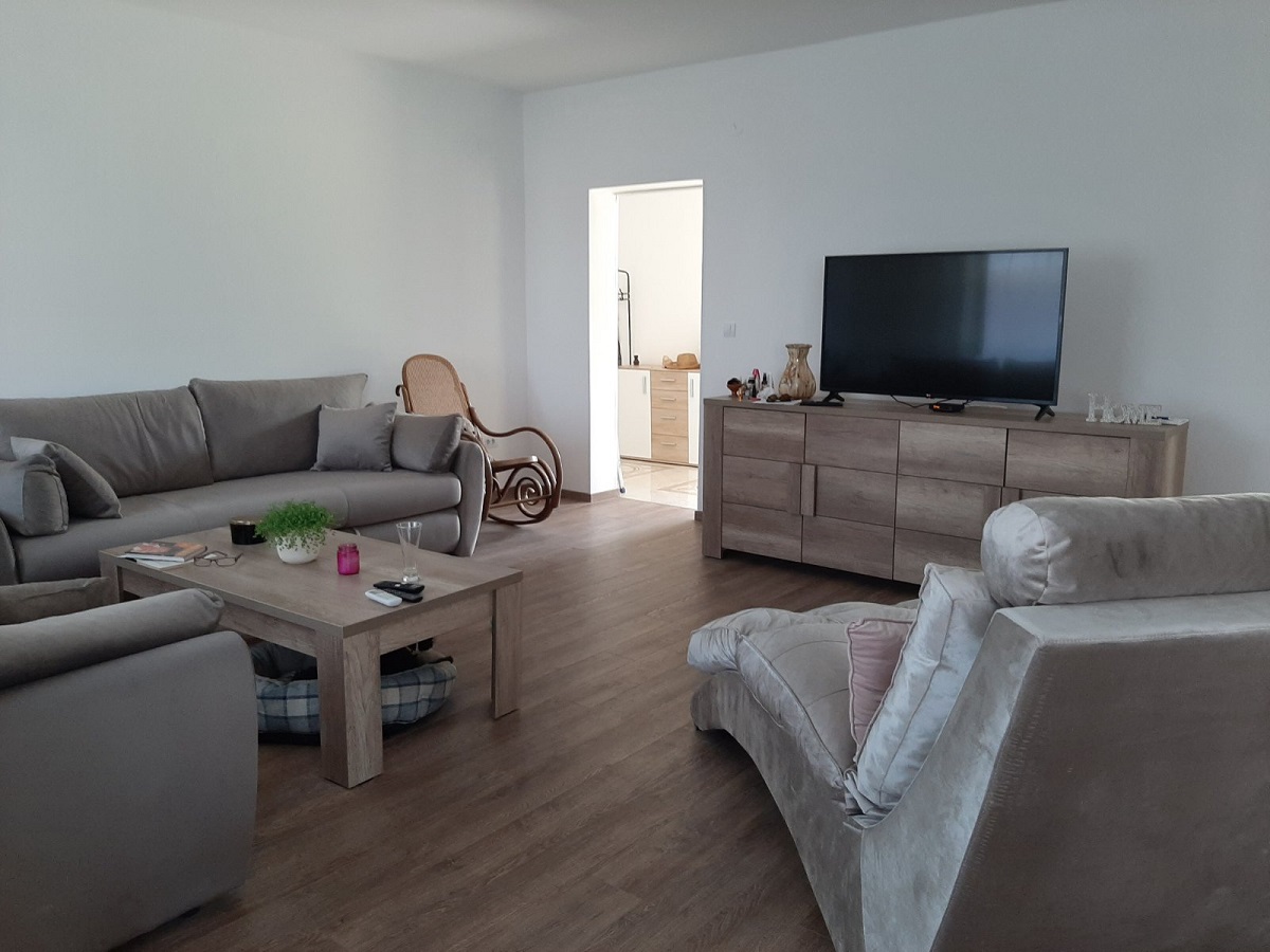 Prodajemo kuću, Ripanj, 473m²