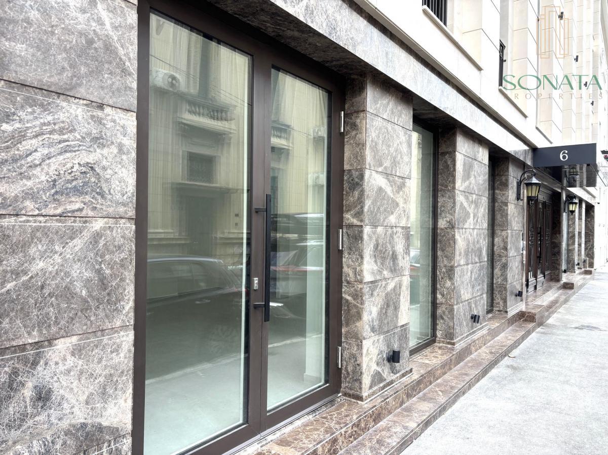Odličan lokal sa izlogom od 43m2, Koste Stojanovća